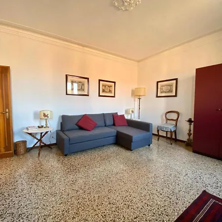 Calle San Giacomo Apartment-2